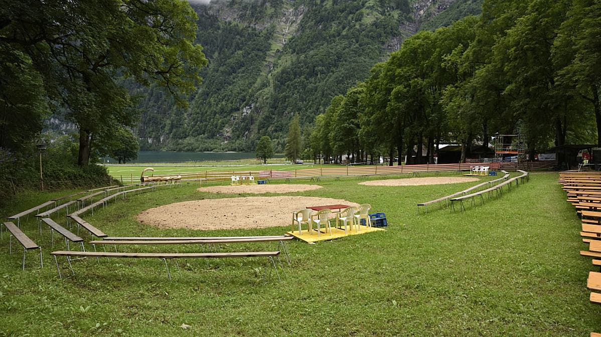  FestplatzVorauenKloentalTHO.jpg 